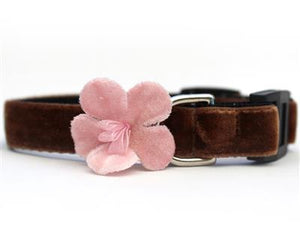 Camellia Velvet Pink Cat Collar