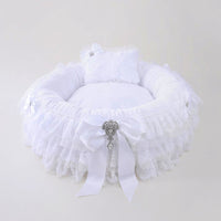 Anastasia Dog Bed In Heavenly White
