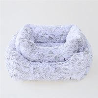 Deluxe Dog Bed: Chinchilla
